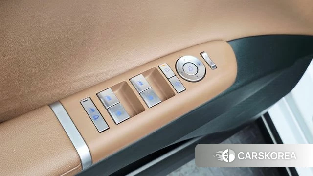 Hyundai Grandeur Hybrid (GN7) 2024 Белый из Кореи, фото 6