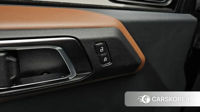 Ford Bronco 6th Generation 2024 Черный из Кореи, фото 6