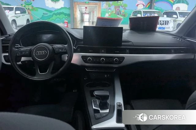 Audi A4L 2023 Белый из Китая, фото 6