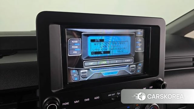 Hyundai Staria 2023 Белый из Кореи, фото 6