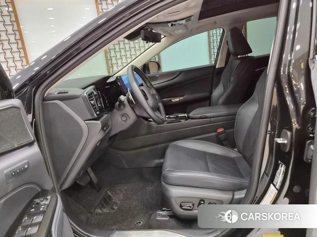 Lexus NX350h Second generation 2025 Черный из Кореи, фото 6