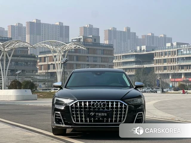 Audi A8 2021 Черный из Китая, фото 6
