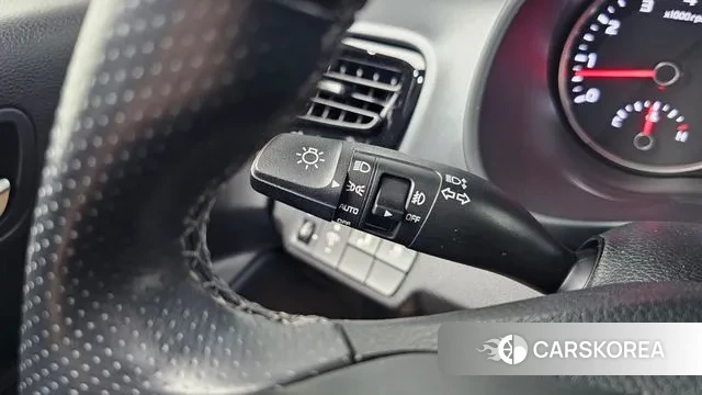 Kia Stonic 2020 Серый из Кореи, фото 6