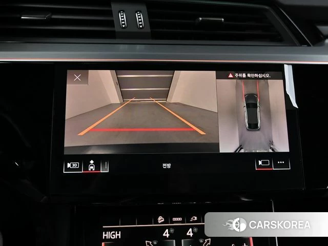 Audi e-Tron 2022 Синий из Кореи, фото 6