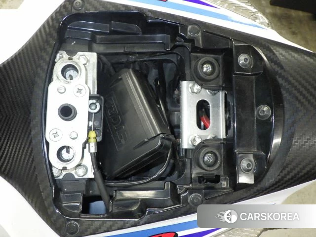 Проданный Suzuki GSX-R750 id 3996281 из Японии, фото 6