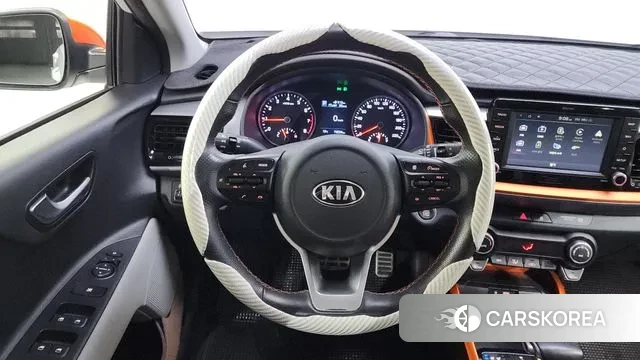 Kia Stonic 2019 Белый из Кореи, фото 6