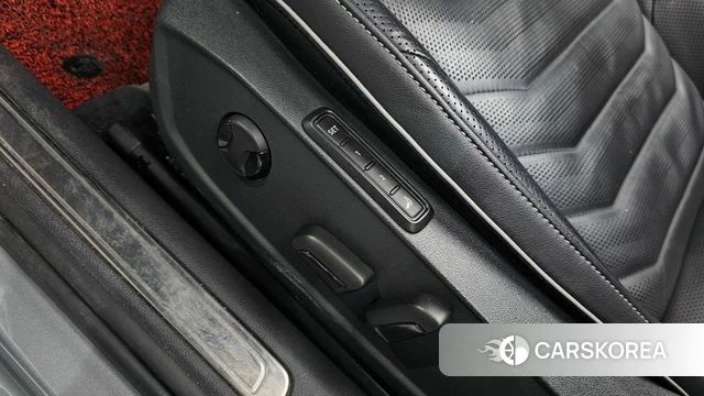 Volkswagen Arteon 2019 Серебристо-серый из Кореи, фото 6