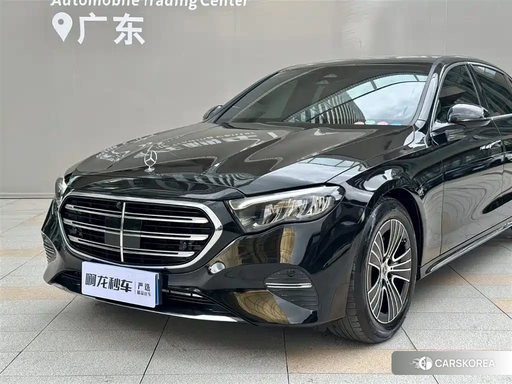 Mercedes-Benz E-Class 2024 Черный из Китая, фото 6
