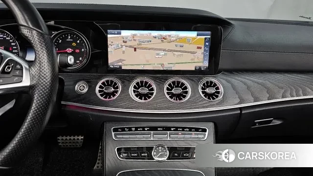 Mercedes-Benz E-Class W213 2018 Белый из Кореи, фото 6