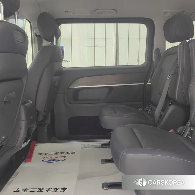 Mercedes-Benz V-class 2023 Черный из Китая, фото 6