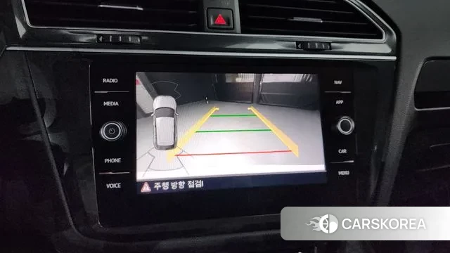 Volkswagen Tiguan second Generation 2019 Белый из Кореи, фото 6