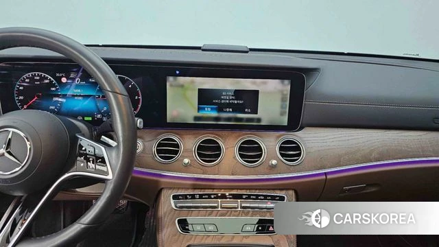 Mercedes-Benz E-Class W213 2023 Белый из Кореи, фото 6