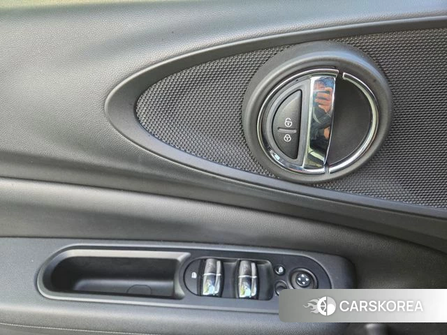 Mini Cooper Clubman 2018 Белый из Кореи, фото 6