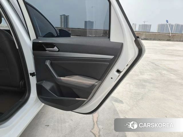 Volkswagen Lavida 2025 Белый из Китая, фото 6