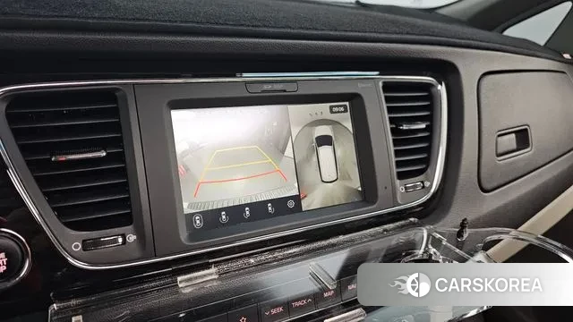 Kia The New Carnival 2018 Серебряный из Кореи, фото 6