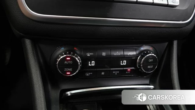 Mercedes-Benz GLA-Class X156 2018 Белый из Кореи, фото 6