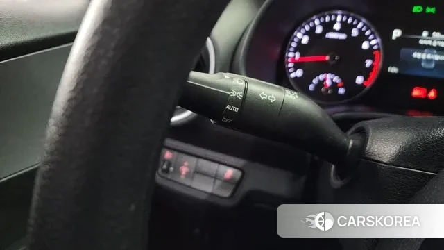 Kia The New K3 2nd generation 2021 Белый из Кореи, фото 6