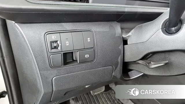 Hyundai Staria 2023 Белый из Кореи, фото 6