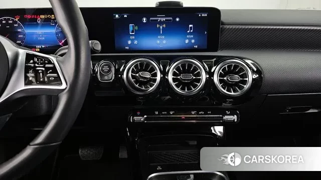 Mercedes-Benz A-Class W177 2023 Белый из Кореи, фото 6