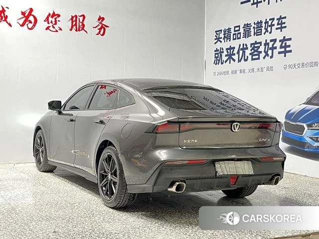 Chang'an UNI-V 2022 Темно-серый из Китая, фото 6