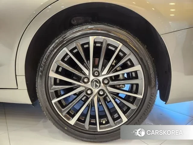 Lexus ES300h 7th generation 2021 Серый из Кореи, фото 6