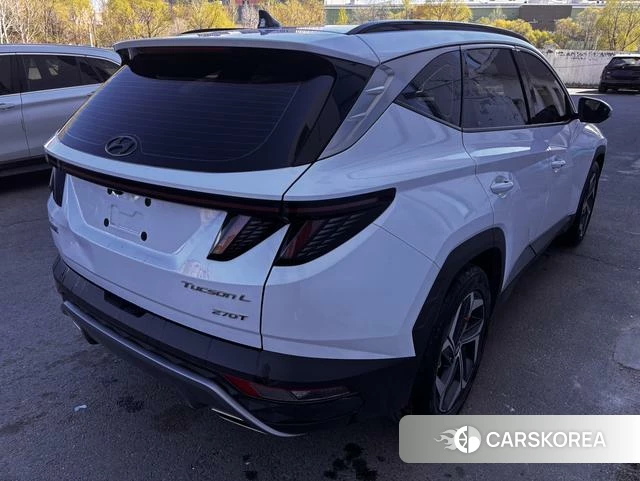 Hyundai Tucson 2022 Белый из Китая, фото 6