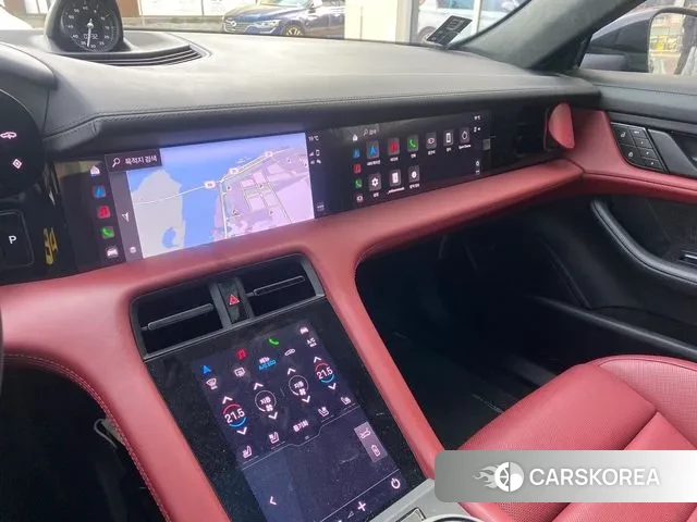 Porsche Taycan 2023 Черный из Кореи, фото 6