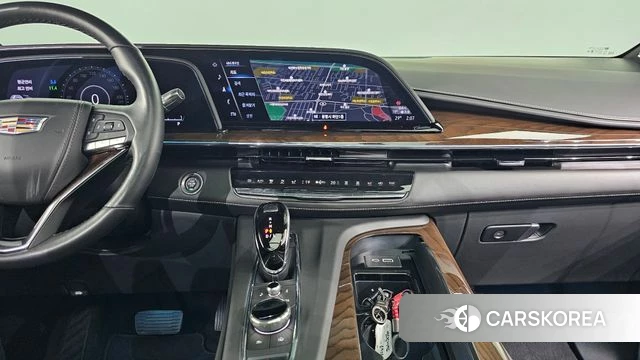 Cadillac Escalade 5th Generation 2023 Песочный из Кореи, фото 6