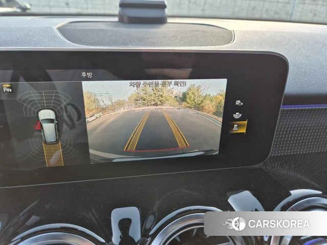 Mercedes-Benz GLB-Class X247 2020 Черный из Кореи, фото 6