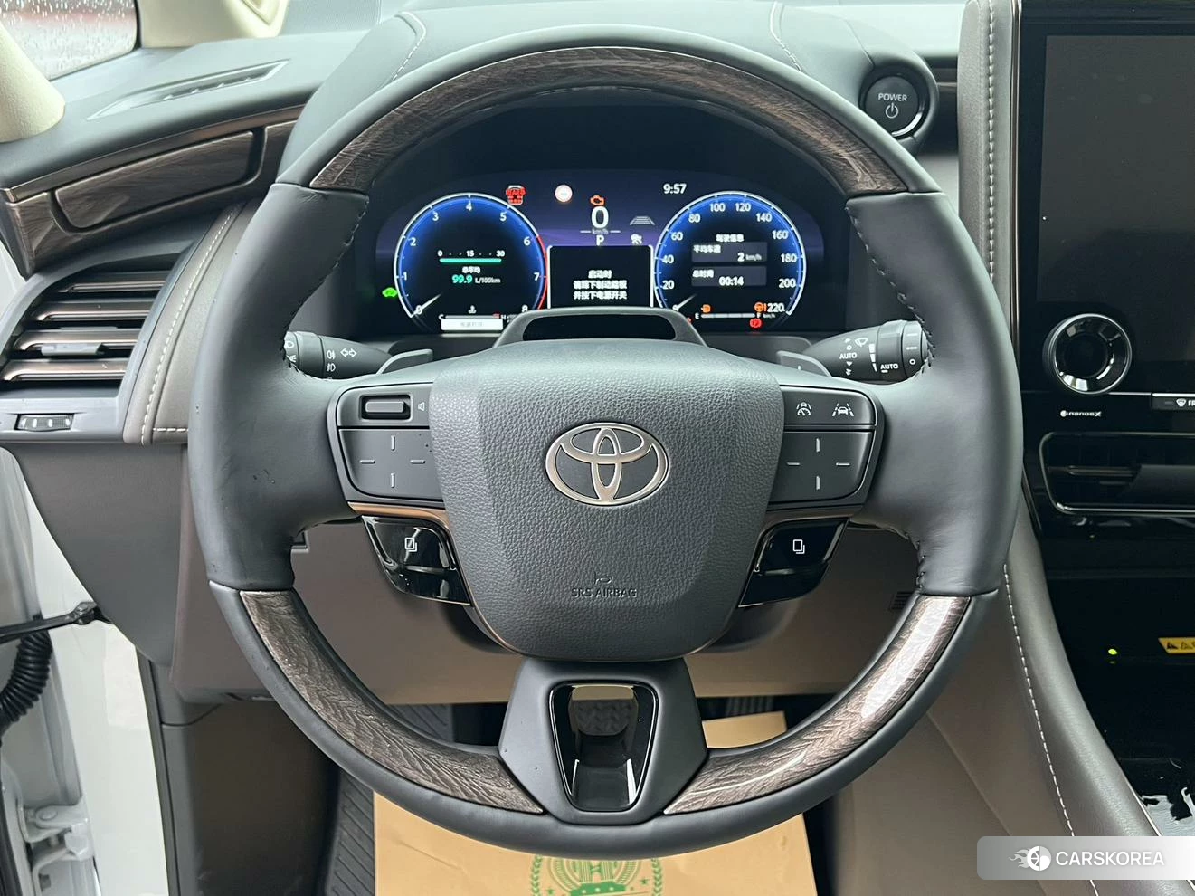 Toyota Elfa 2024 Белый из Китая, фото 6