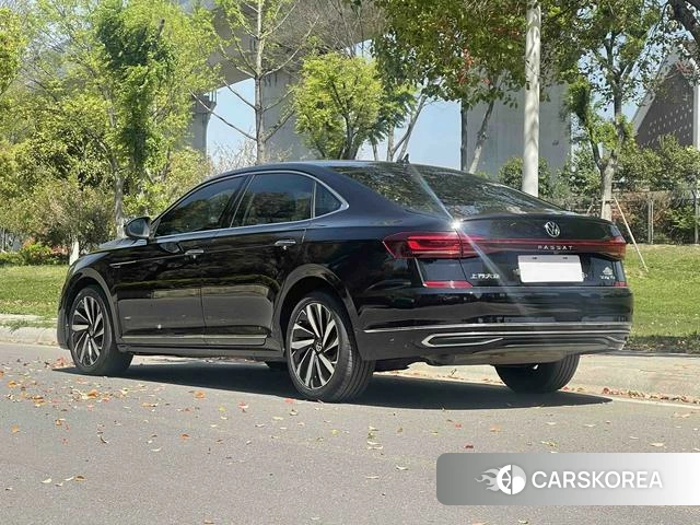 Volkswagen Passat 2021 Черный из Китая, фото 6