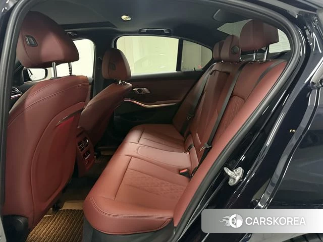 BMW 3 series 2024 Черный из Китая, фото 6