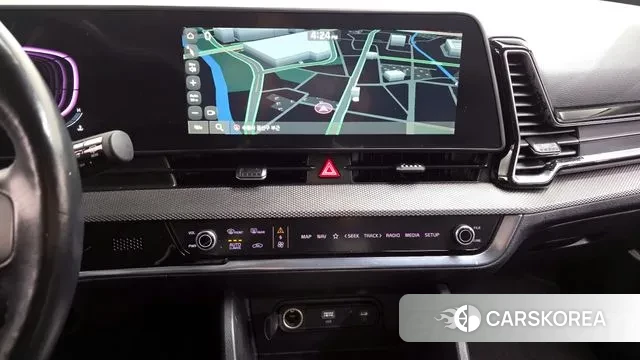 Kia Sportage 5th Generation 2022 Белый из Кореи, фото 6