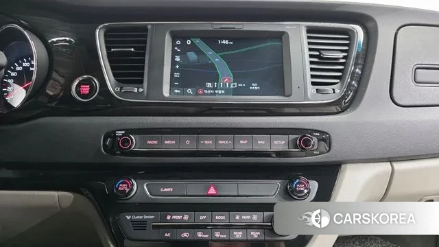 Kia The New Carnival 2018 Серебряный из Кореи, фото 6