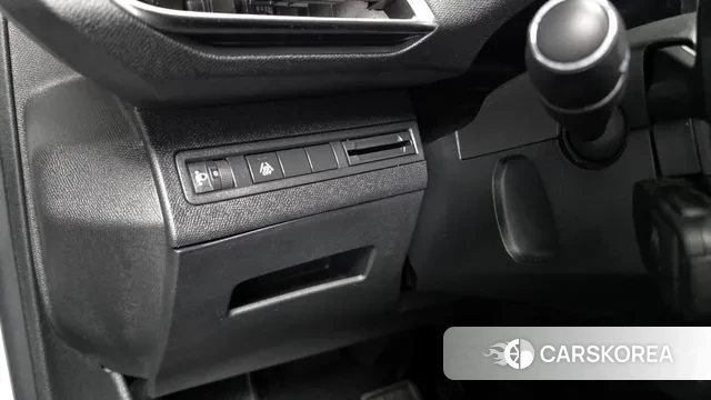 Peugeot 3008 second generation 2024 Белый из Кореи, фото 6