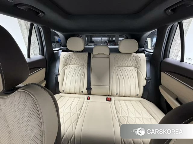 Geely Automobile Xingyue L 2026 Серебристо-серый из Китая, фото 6