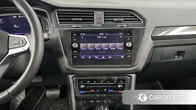 Volkswagen Tiguan second Generation 2022 Белый из Кореи, фото 6