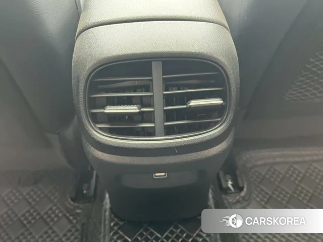 Hyundai Elantra 2022 Белый из Китая, фото 6
