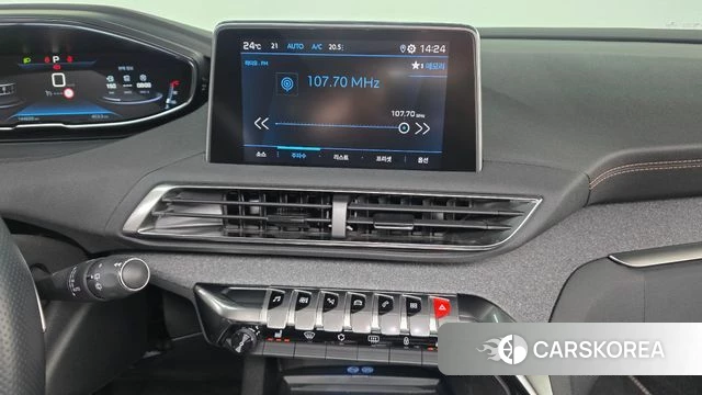 Peugeot 5008 second generation 2020 Белый из Кореи, фото 6