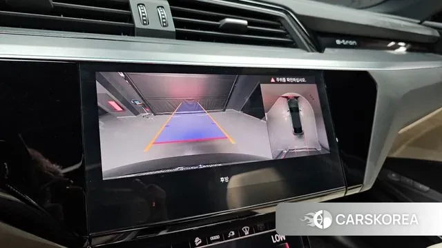 Audi e-Tron 2021 Черный из Кореи, фото 6