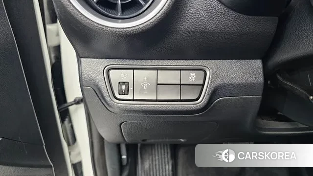 Kia The New K3 2nd generation 2022 Белый из Кореи, фото 6