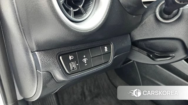 Kia The New K3 2nd generation 2022 Белый из Кореи, фото 6