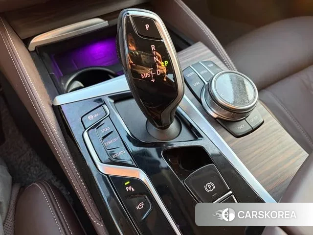 BMW 5 Series (G30) 2023 Черный из Кореи, фото 6