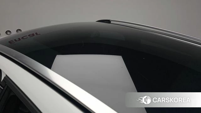 Volvo V40 Cross-Country 2019 Белый из Кореи, фото 6