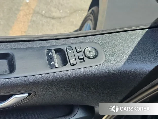 Hyundai Staria 2022 Серебряный из Кореи, фото 6