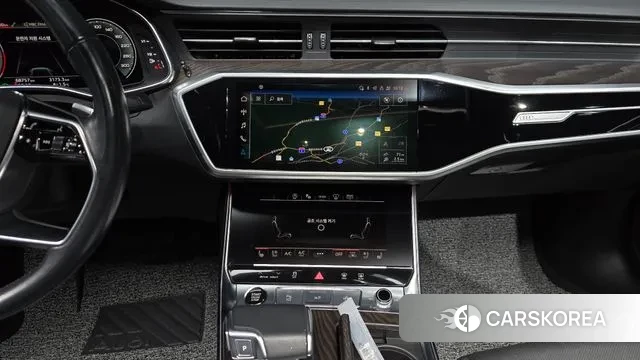 Audi A6 (C8) 2021 Белый из Кореи, фото 6