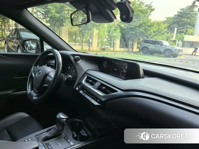 Lexus UX 2021 Серебристо-серый из Китая, фото 6