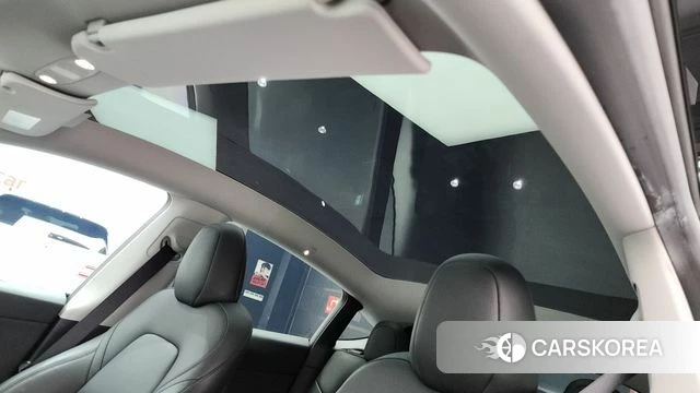 Tesla Model Y 2023 Белый из Кореи, фото 6
