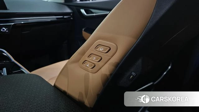 Kia EV6 2023 Черный из Кореи, фото 6
