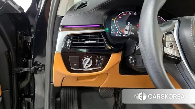 BMW 5 Series (G30) 2022 Черный из Кореи, фото 6